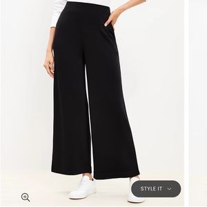 Lou and Grey wide leg signature soft sweatpants